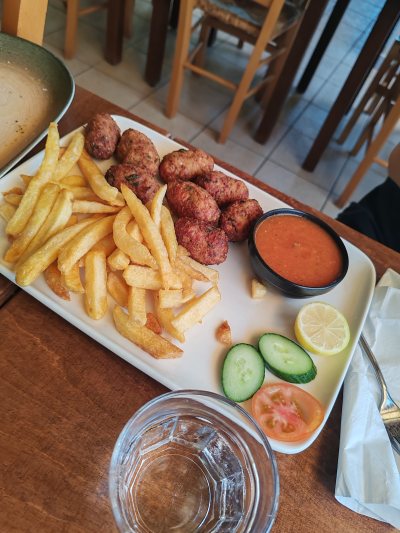 Hungry Horse Taverna & Μαγειριόν